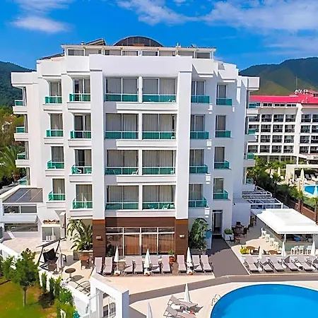 Supreme Adults Only Hotel İçmeler