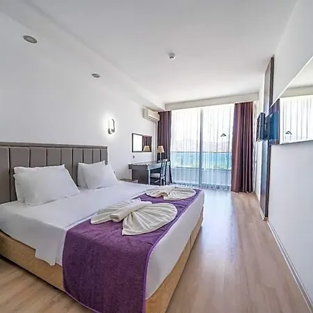 Otel Supreme Adults Only